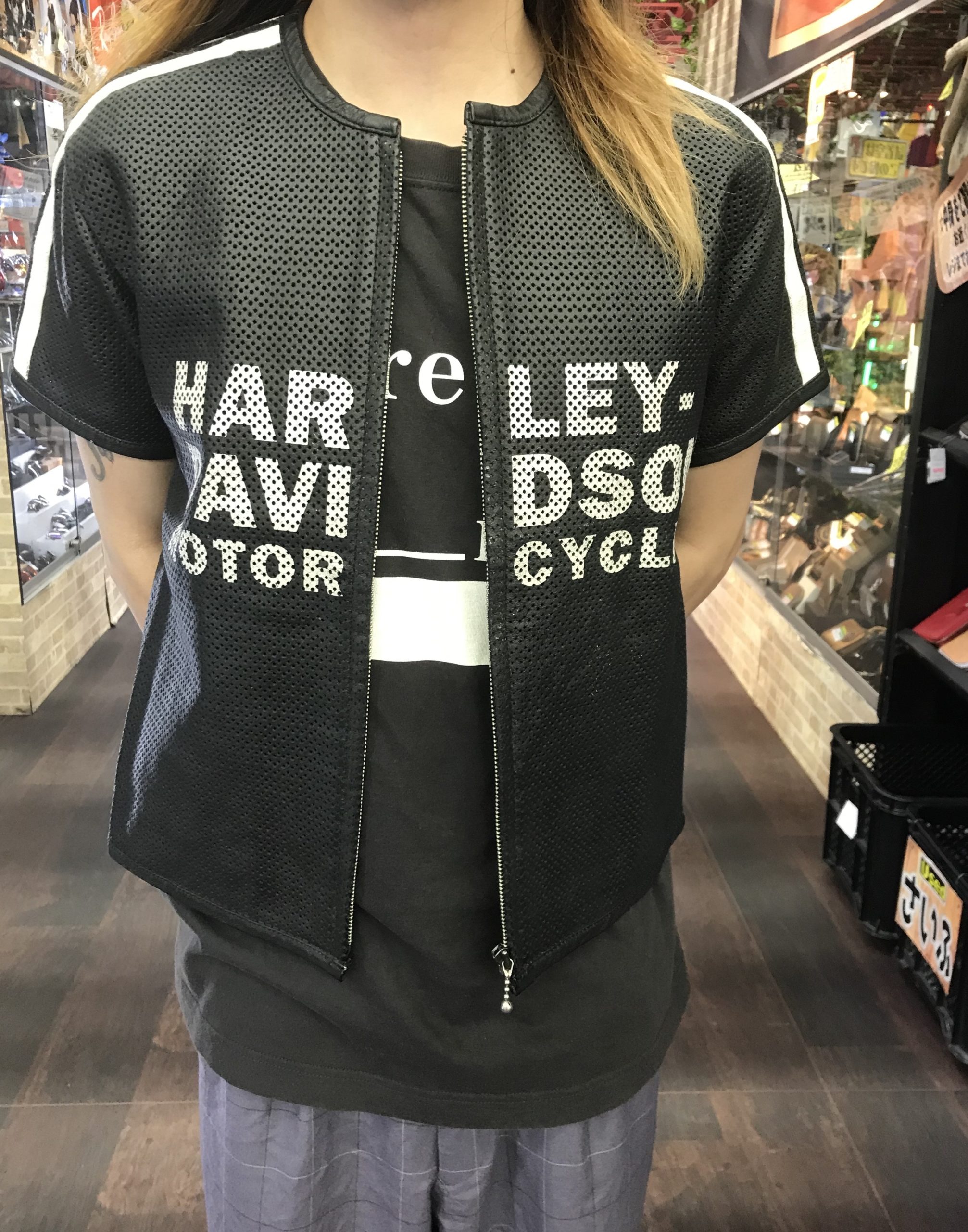 ☆Harley-Davidson パンチングレザー 半袖シャツ 入荷しました 